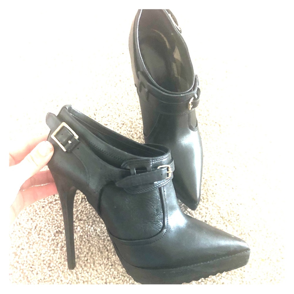 Burberry boots